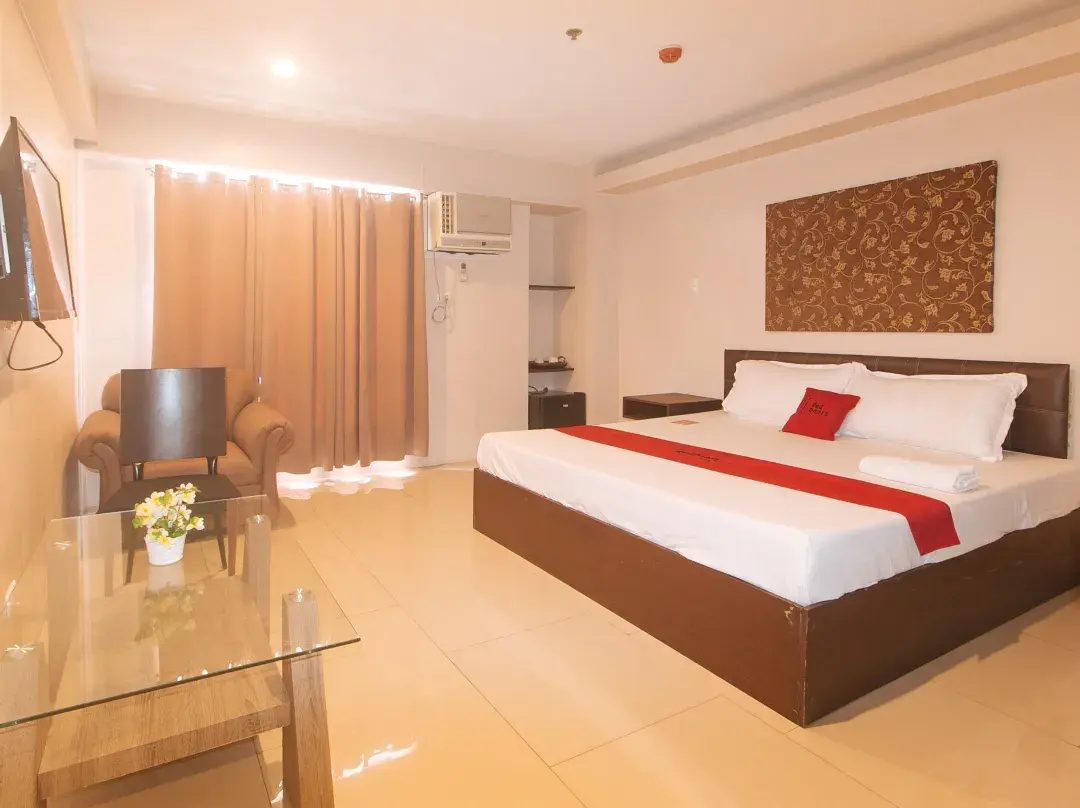 Reddoorz @ Regina Hometel J Victor - Manila