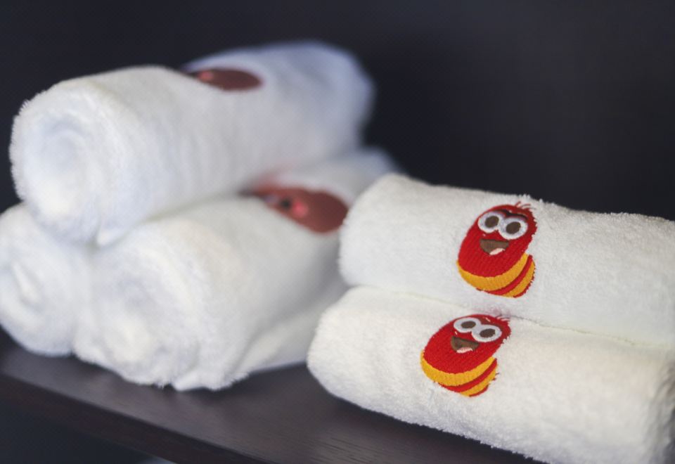 爆笑虫子亲子房