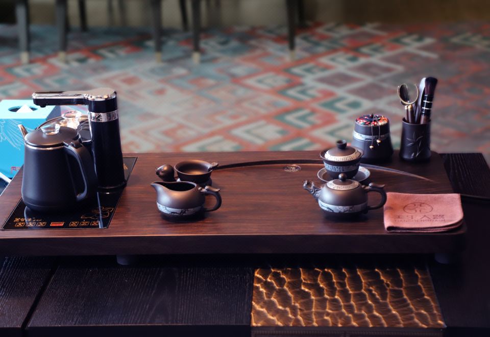 Hotel Indigo JIUZHAI1 Bedroom Suite Dining Meeting