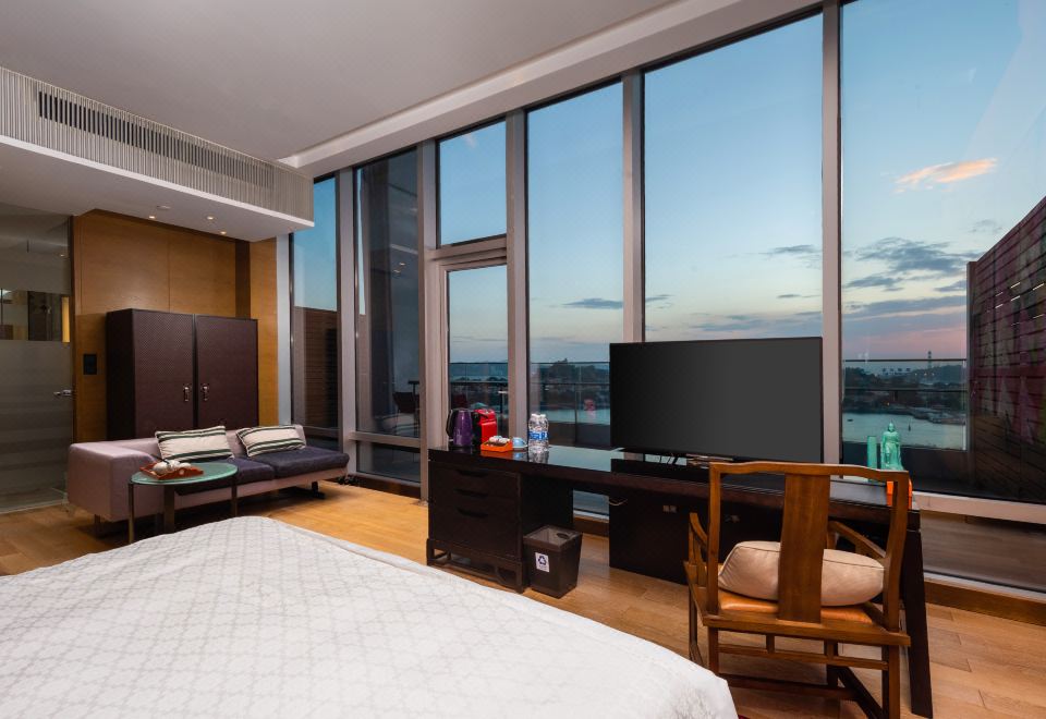 海景明星露臺房（面海露臺日落）