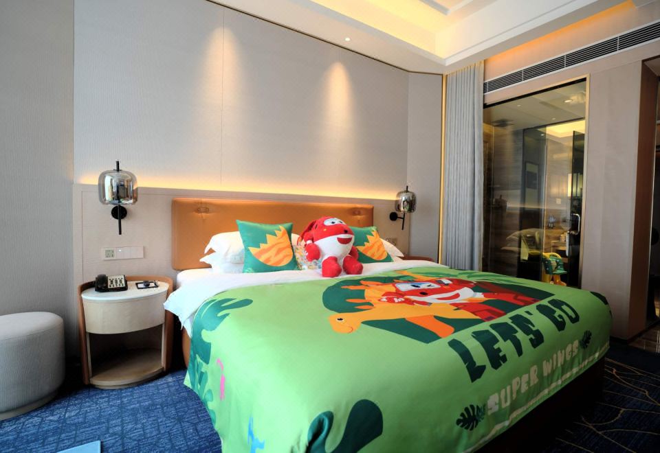 超级飞侠恐龙主题豪华亲子房