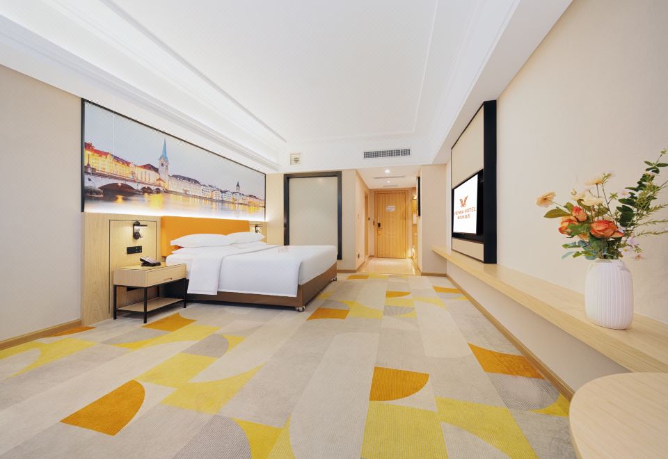 豪华大床房（静享空间+智能电视+功夫茶具）