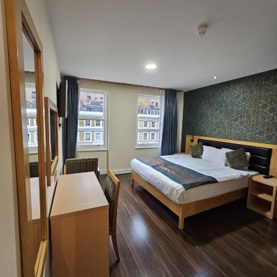 Superior King Room Cromwell International Hotel Promo Code