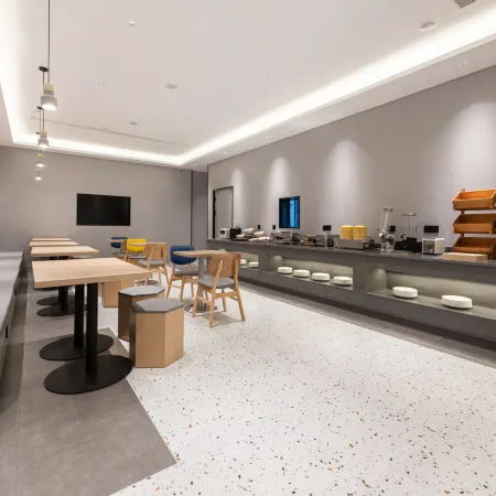 7Days Inn Hotel (Baoding Baobai Shopping Plaza Xinxiu School)