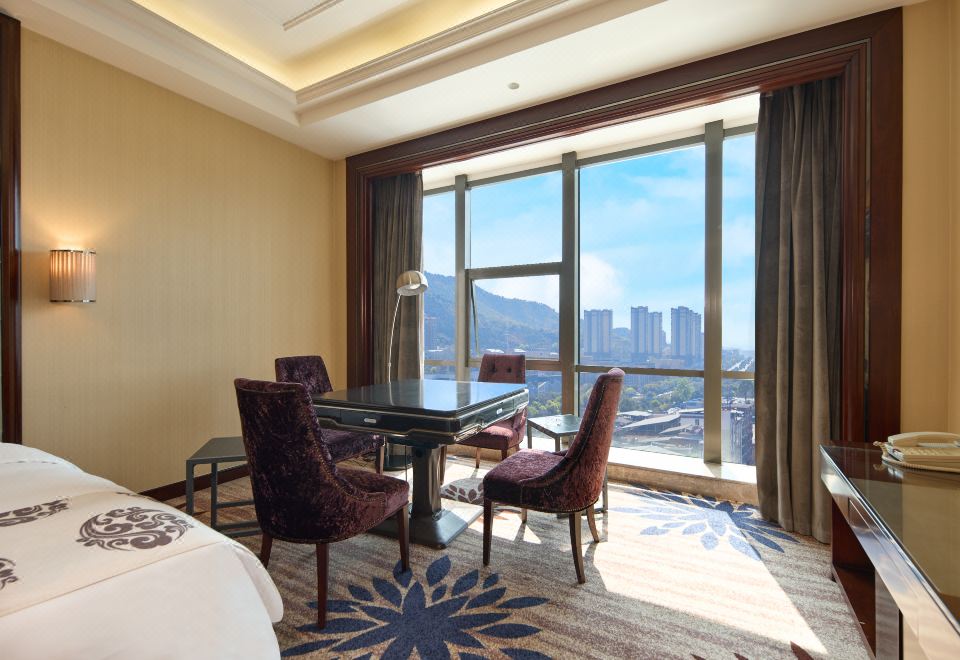 鸿运棋牌双床房（吸烟房）