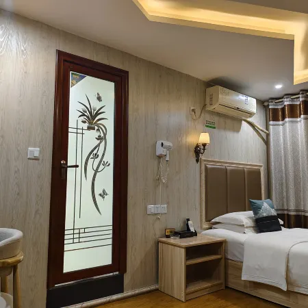 Lecheng Hotel