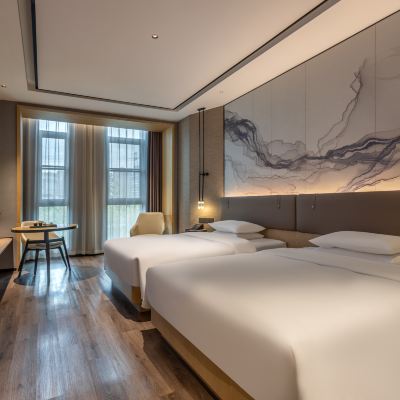 行政雙床房（手機投屏+小冰箱+藍牙音響） 雲和夜泊飯店（上海虹橋樞紐國展中心店）優惠