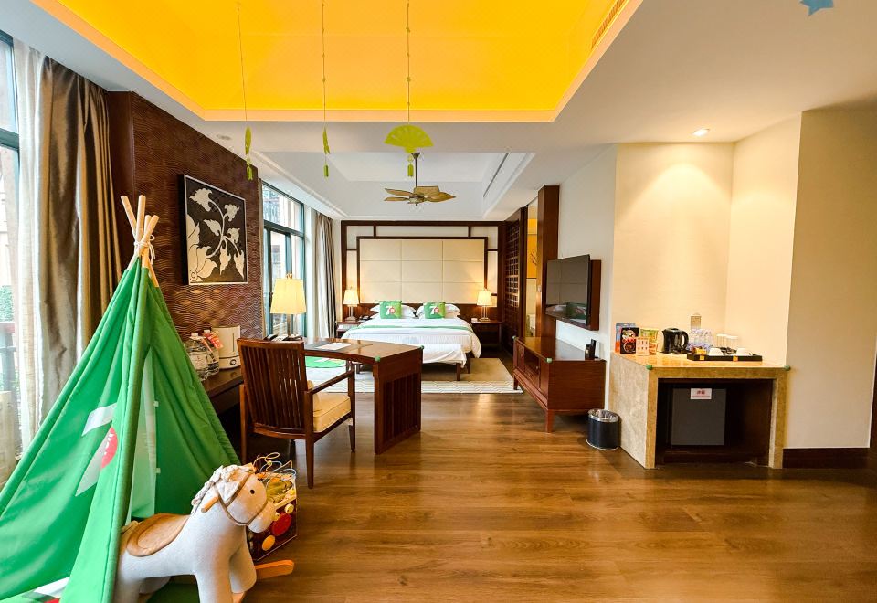 百事可樂親子房（小童帳篷）