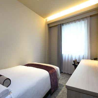 【リニューアル】スタンダードセミダブル（禁煙） ホテルマイステイズ御茶ノ水コンファレンスセンター クーポン