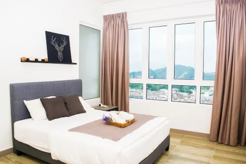 Octagon Ipoh by Plush