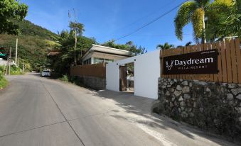 Daydream Villa Resort