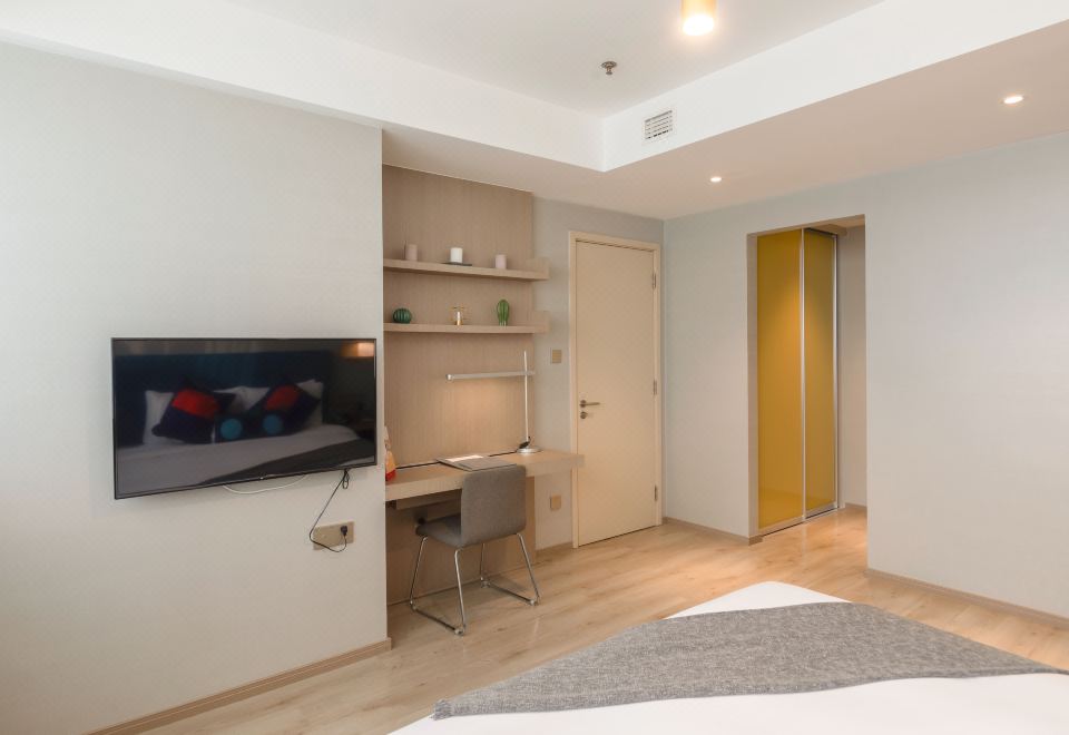 Sunshine City Tsuen Wan Hotel (Xi'an Hi-tech Dadu Dian Shop)Exclusive 2-Bedroom Family Suite With Kitchen & Tub