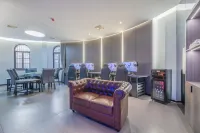 WACE Wansi E-sports Homestay (Ningbo Luotuo)