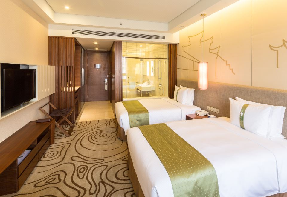 Holiday Inn Shanghai HongqiaoHoliday Deluxe Room (2 Beds)