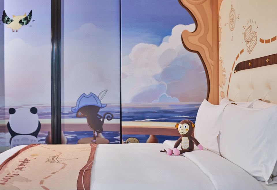 Mandarin Oriental Pudong ShanghaiHarbour City Themed Suite King