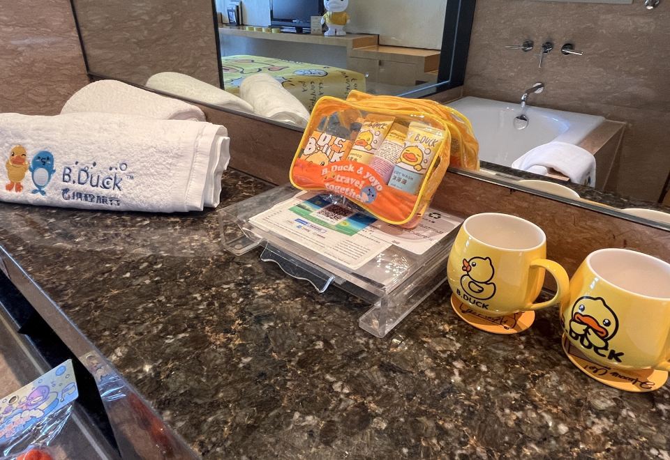 Crowne Plaza Tianjin BinhaiThemed Family Friendly Room - Lake-View