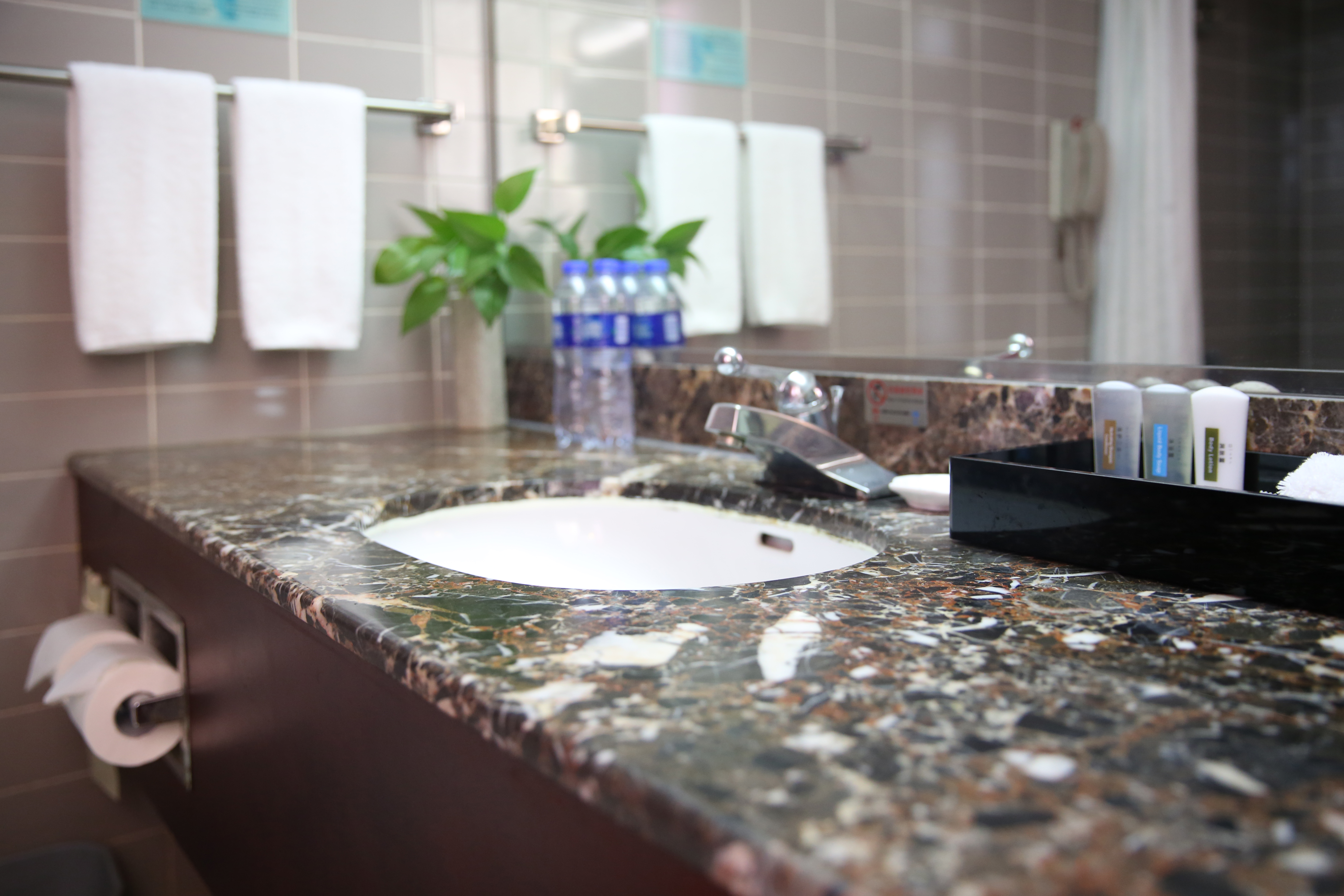 幻影影音大床房