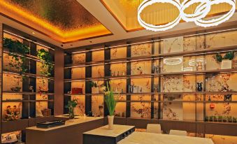 Provence Garden Hotel (Wuhan Xinzhou Moore City) - Housity