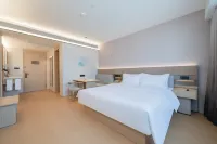 Quanji Hotel (Zhaoqing County Government Center Branch, Hezhou)