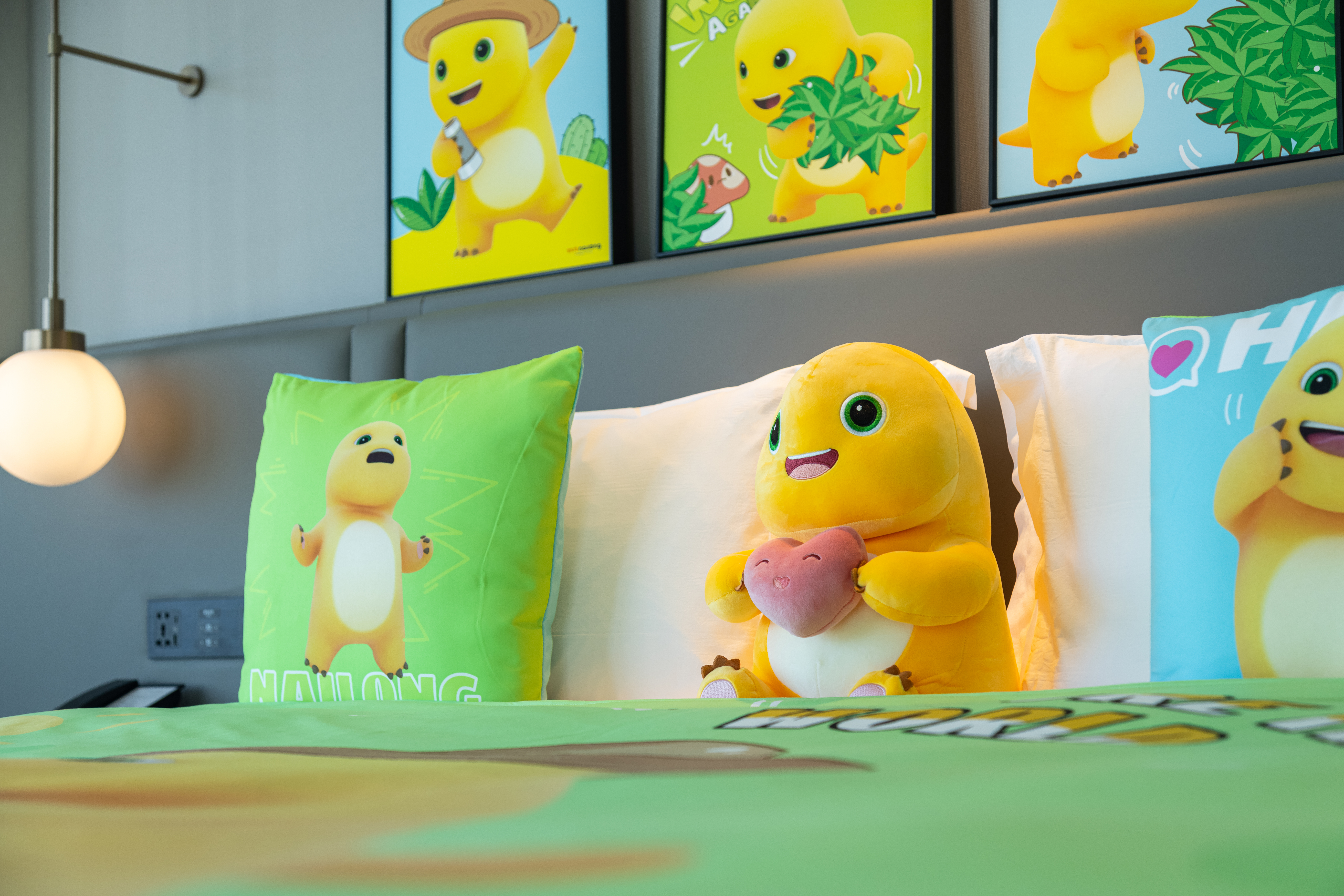 奶龙亲子城景套房