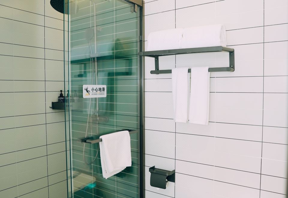 晨光映池?觀池大床房（智能客控?百寸投影?智能馬桶）