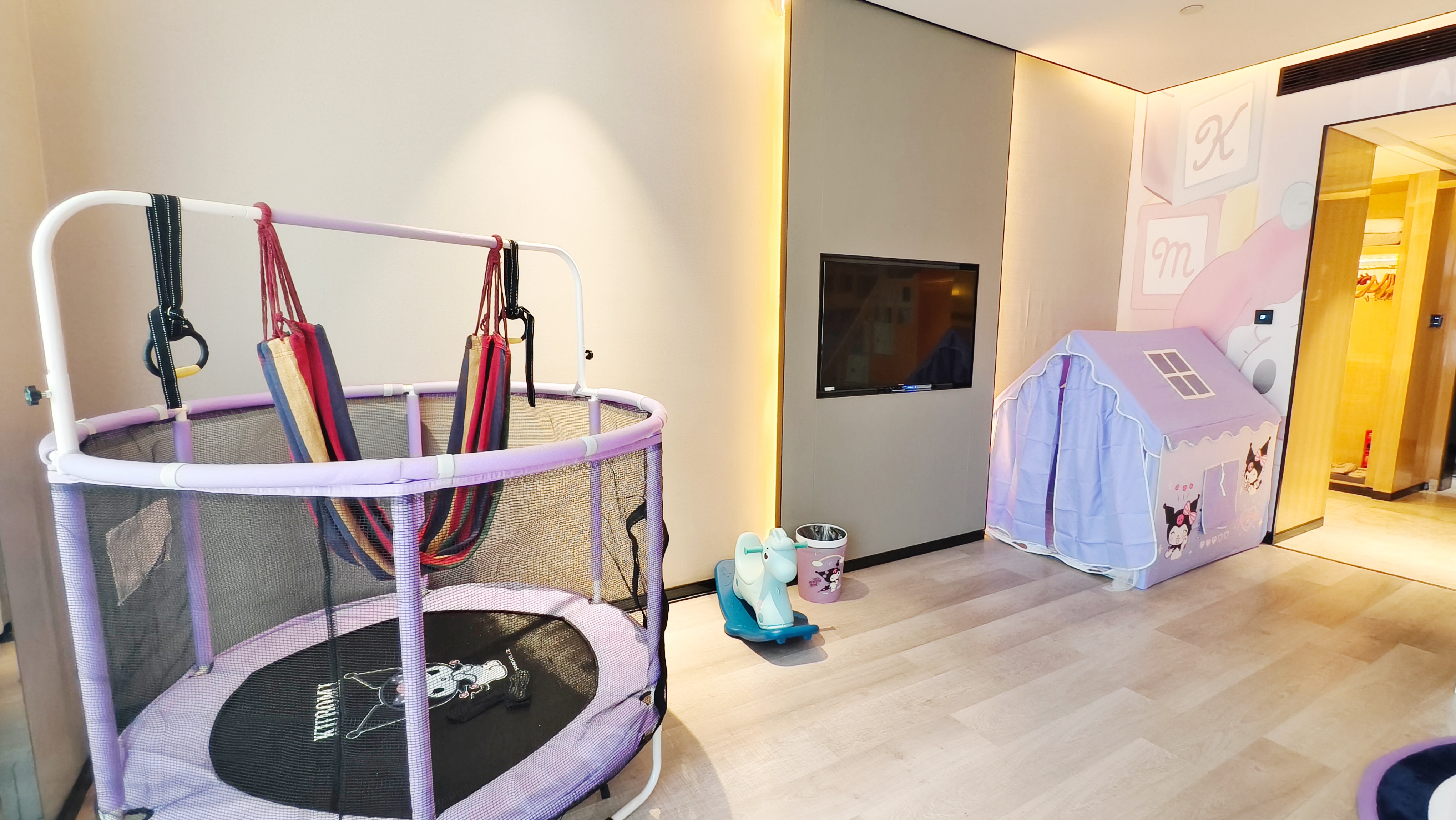 库洛米主题亲子房