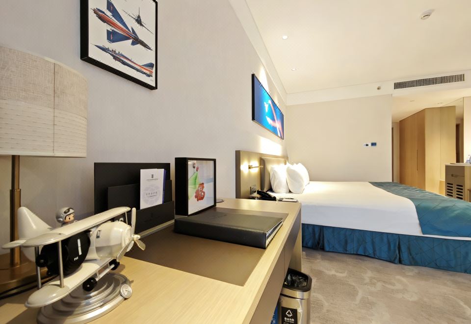 Vision Plaza Shahe Bailing BeijingThemed Queen Room