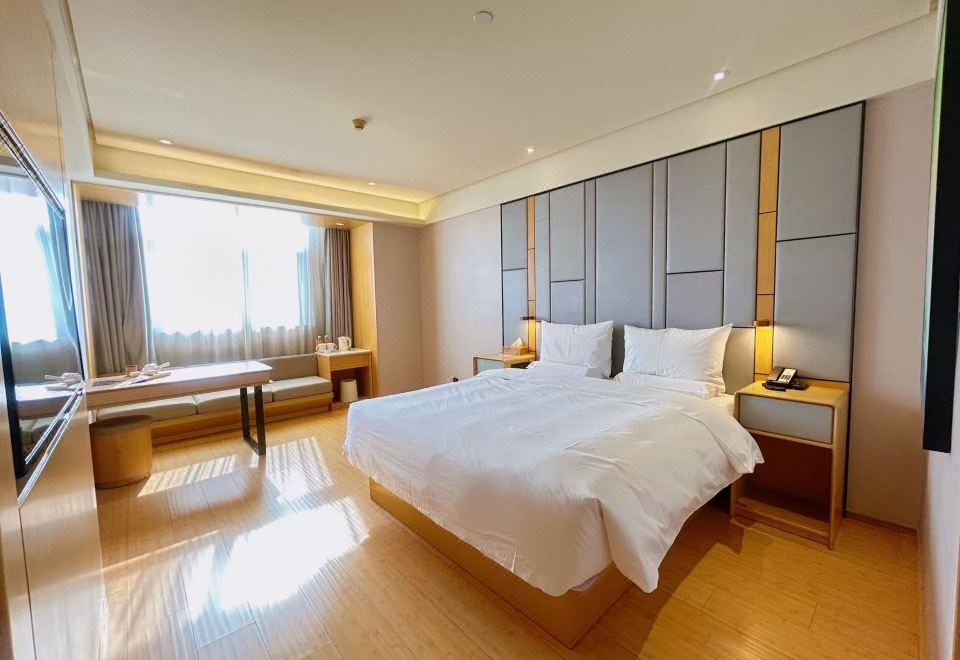 季眠商务大床房