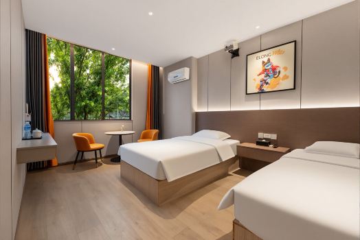 Dinghang Hotel (Jiangbei International Airport Branch)