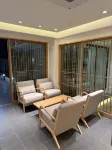 611 Hotel