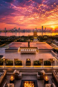 Nanchang • Tengwang Pavilion SOULMATES • AWAKENING | Cinema-themed Light Residence Hotel