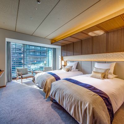 Superior South Twin Room