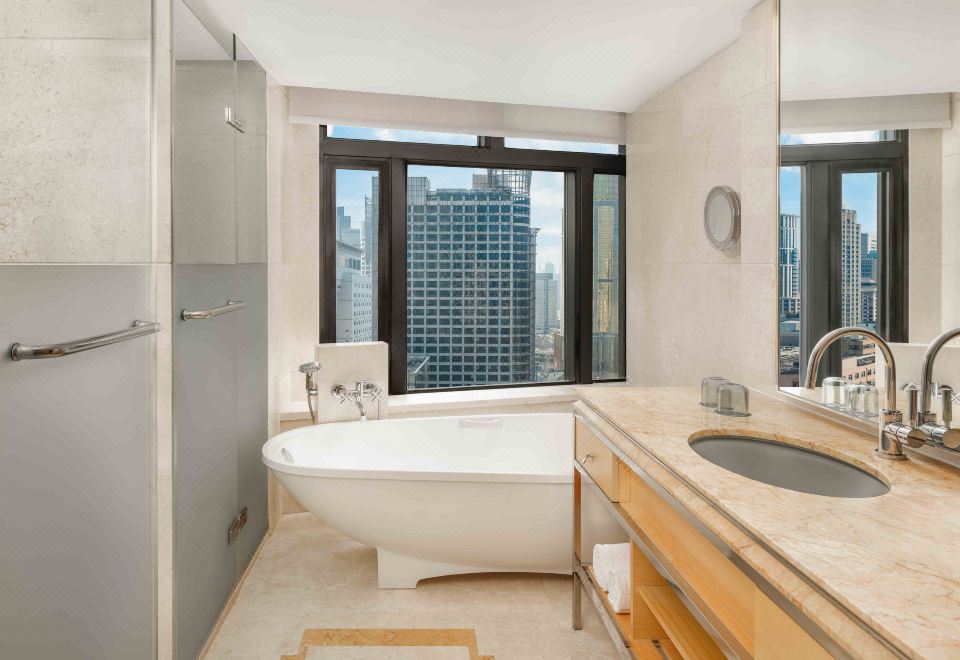 尊贵豪华双床房