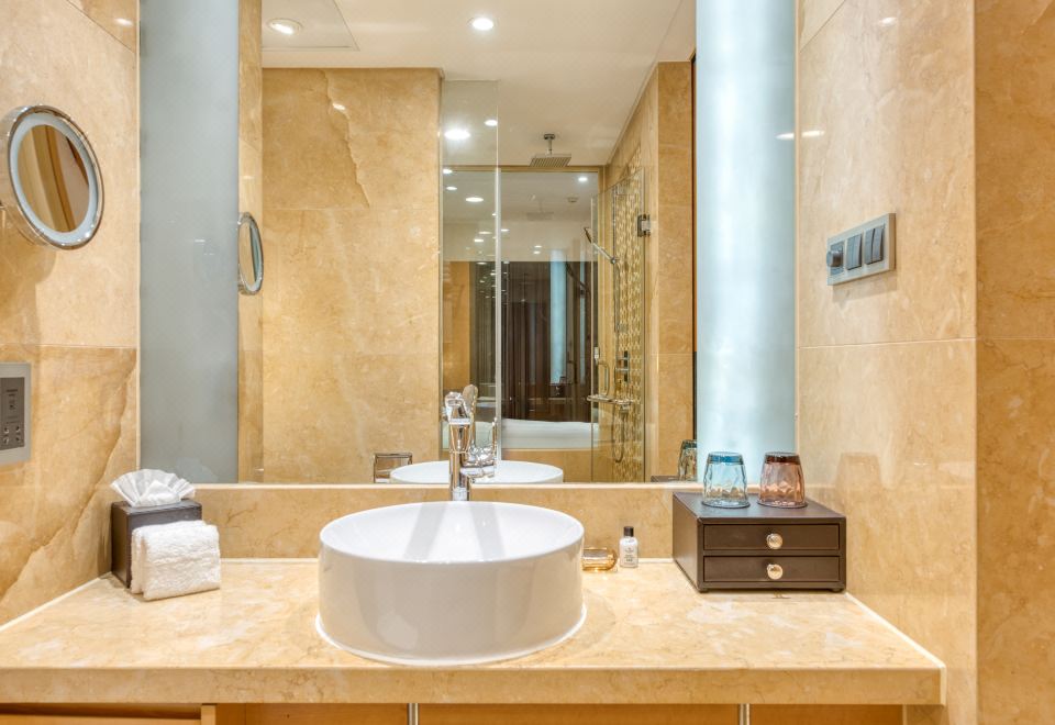 Xizhou Garden HotelBusiness Standard Room