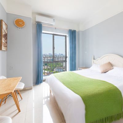 湖景大床房 憶居公寓（廈門北站華僑大學店）優惠