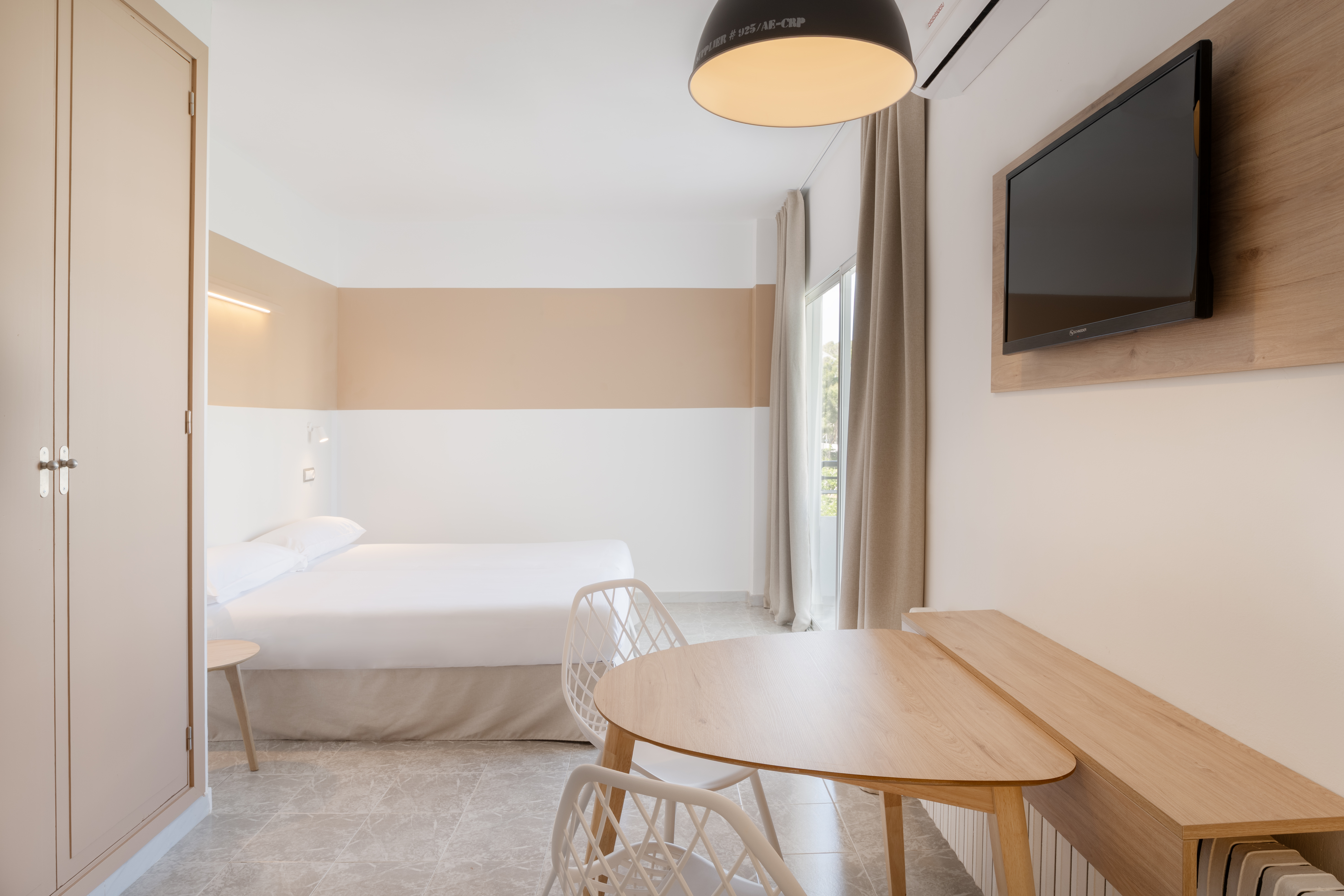 带花园的优质一室房