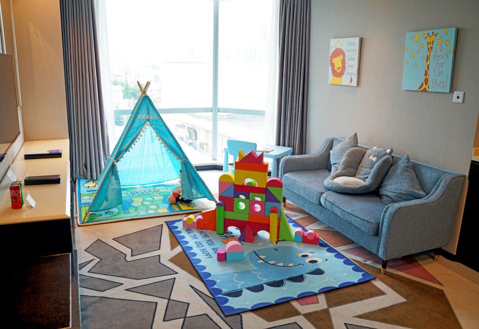 布鲁玩趣亲子套房