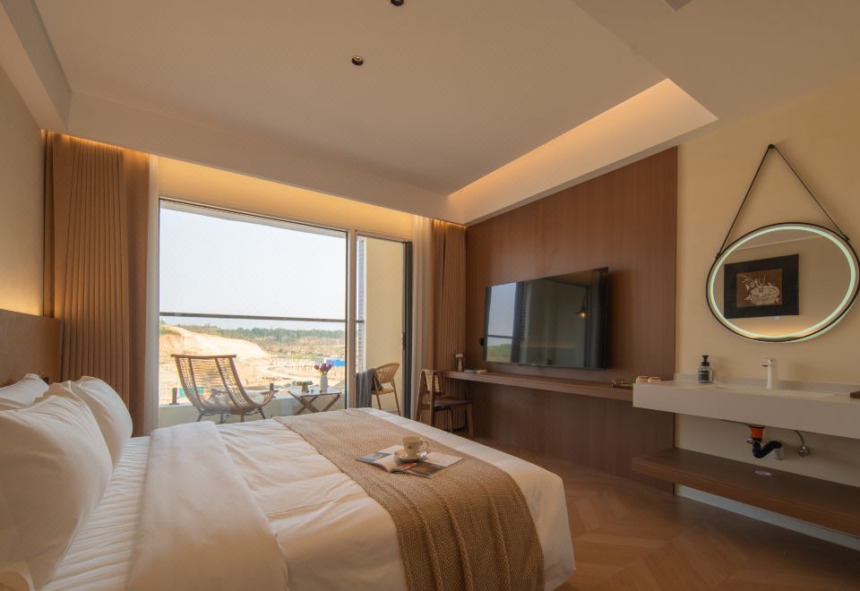 柠云丨逸致阳台大床房（中央空调+智能马桶+独立阳台）