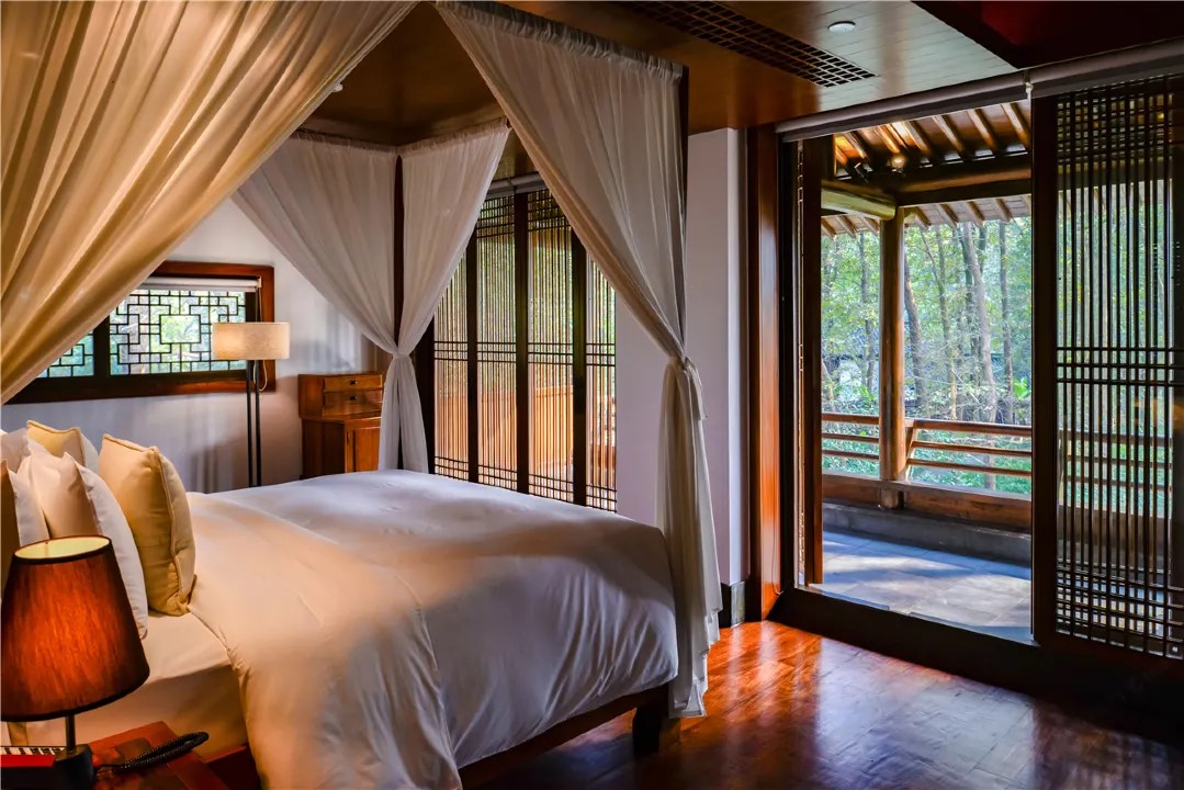 月露观云尊享套房