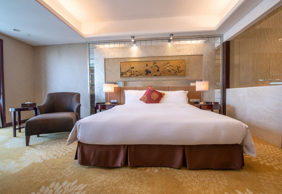 观海豪华海景大床房