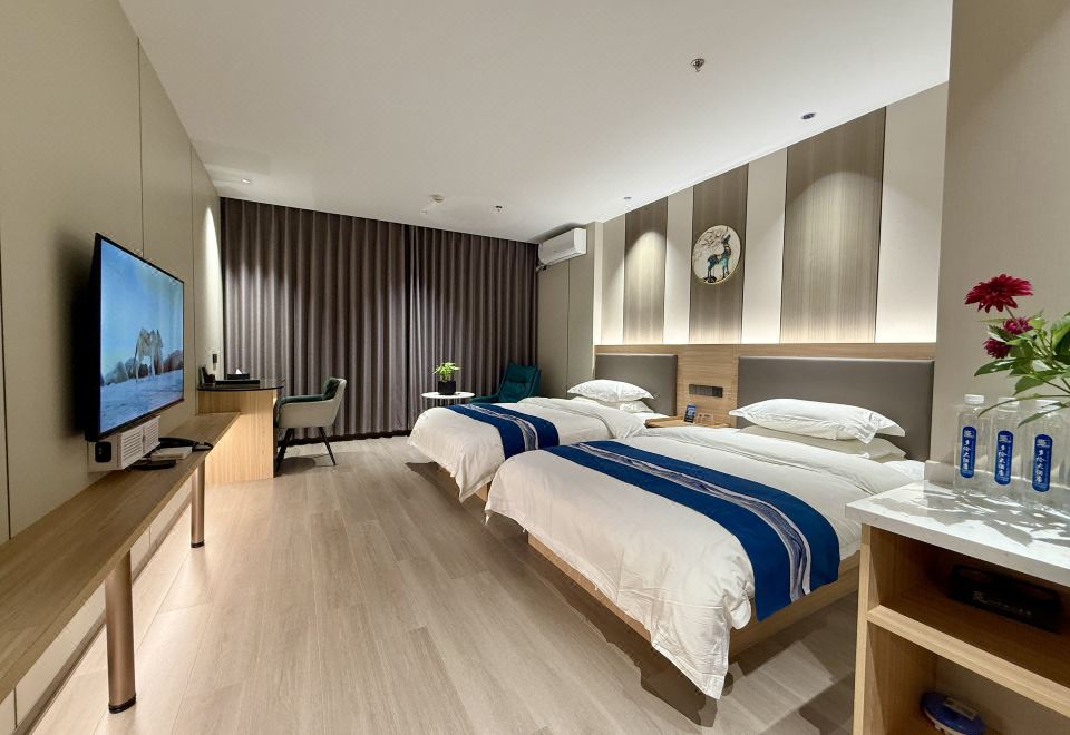 Duolun Grand HotelSelected 2-bed Room