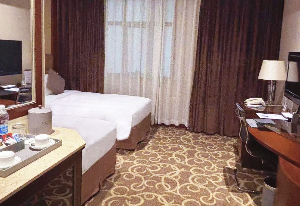 Wyndham Shanghai HongqiaoStandard 2-bed Room