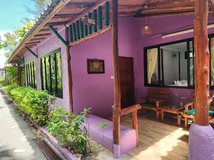 บังกะโลเตียงคิงไซส์และเตียงเดี่ยว