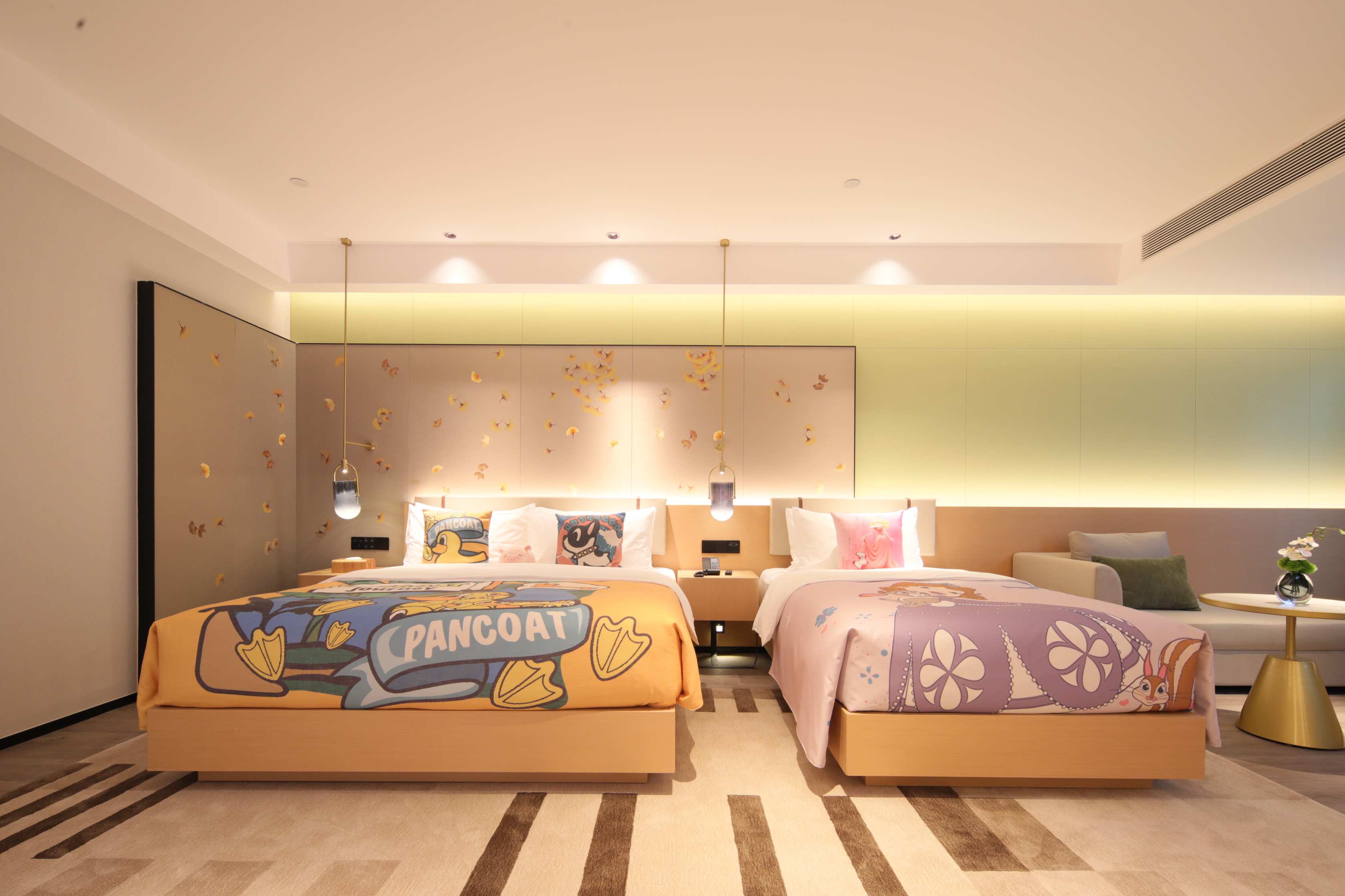 豪华家庭房（投屏电视+大窗户+冰箱）