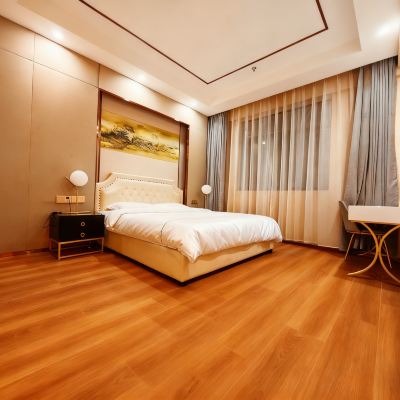 豪華套房（超大空間+浴缸+陽光滿屋） 布書.金皇飯店（廈門機場店）優惠