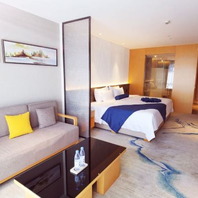 至尊大床房（鬆弛超大床+超大空間） 深圳星都深航鵬雅飯店優惠