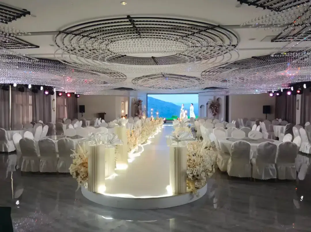 Chifeng Qingcheng Hotel - Chifeng
