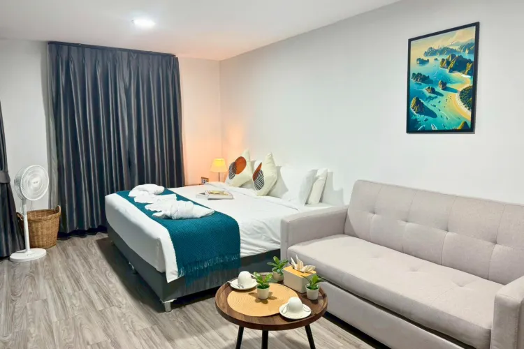 ห้องพักเตียงคิงไซส์ พร้อมทางเข้าสระว่ายน้ำ