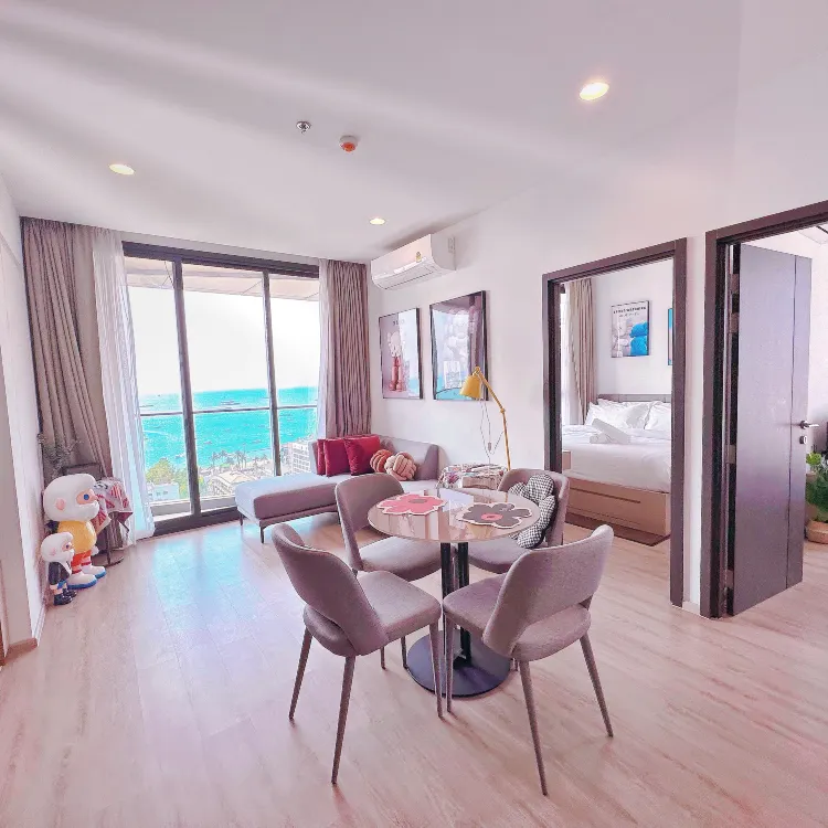 ห้องพักครอบครัวแบบสองห้องนอนหนึ่งห้องนั่งเล่น