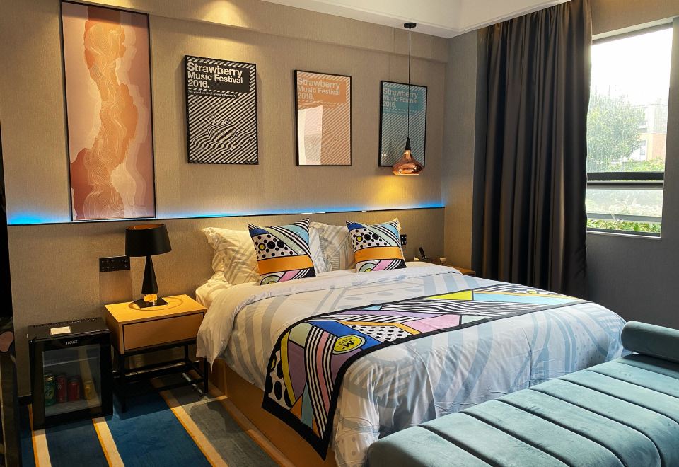 国潮主题大床房[智能客控]